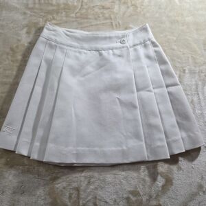 Women's Tail White Pleated Tennis Skirt Sz 3/4